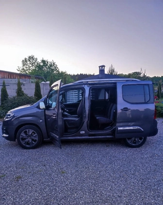 Toyota Proace City Verso cena 129000 przebieg: 19800, rok produkcji 2021 z Mława małe 92